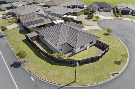 Photo of property in 1 Jeffs Way, Papamoa Beach, Papamoa, 3118