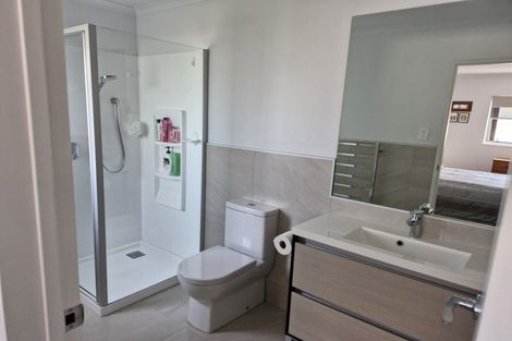 Photo of property in 64 Mettam Drive, Swanson, Auckland, 0614