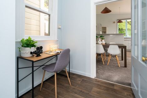 Photo of property in 4 Russell Terrace, Newtown, Wellington, 6021