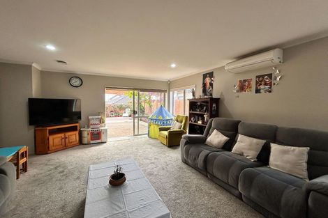 Photo of property in 26 Espalier Drive, Henderson, Auckland, 0612