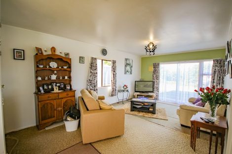 Photo of property in 29 Oxford Street, Whakapirau, Maungaturoto, 0583