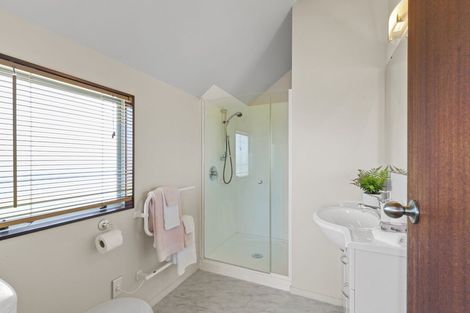 Photo of property in 25 Waverton Terrace, Churton Park, Wellington, 6037