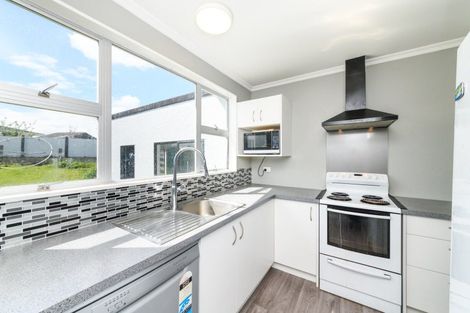 Photo of property in 89 Wikiriwhi Crescent, Awapuni, Palmerston North, 4412