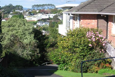 Photo of property in 1/361 East Coast Road, Mairangi Bay, Auckland, 0630