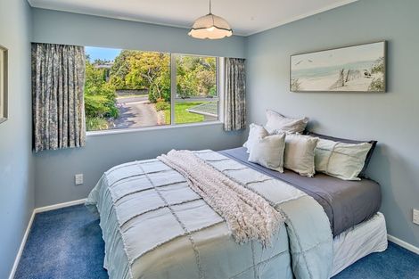 Photo of property in 7 Tui Terrace, Tawa, Wellington, 5028