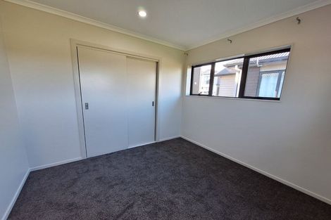 Photo of property in 28a Wallson Crescent, Wiri, Auckland, 2104