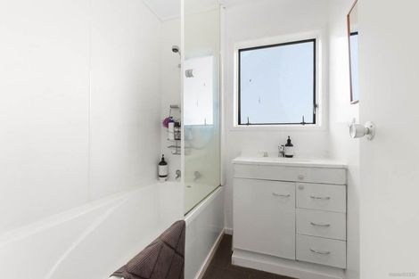 Photo of property in 23 Kellett Road, Ranui, Auckland, 0612