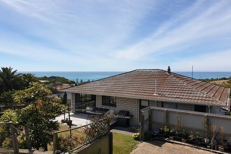 Photo of property in 72 Churchill Street, Kaikoura, 7300