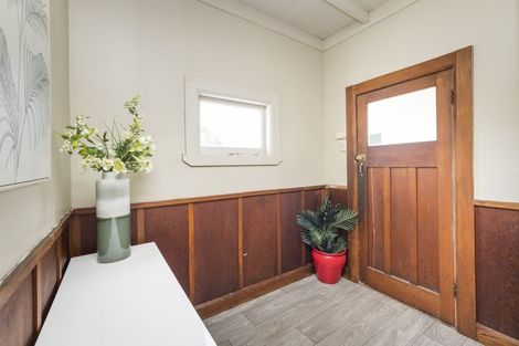 Photo of property in 990 Tremaine Avenue, Roslyn, Palmerston North, 4414