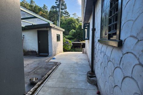 Photo of property in 30 Crest Road, Akatarawa, Upper Hutt, 5372