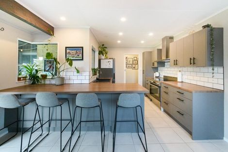 Photo of property in 14 Huntly Street, Foxton, 4814