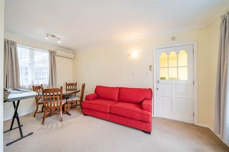 Photo of property in 7b Deller Grove, Silverstream, Upper Hutt, 5019