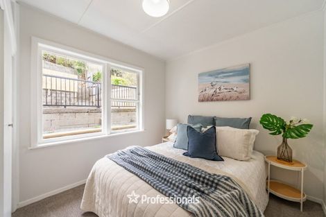 Photo of property in 83 Coast Road, Wainuiomata, Lower Hutt, 5014