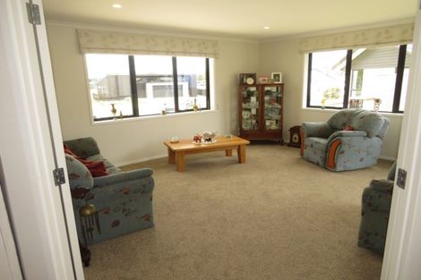 Photo of property in 46 Leeward Drive, Whitianga, 3510