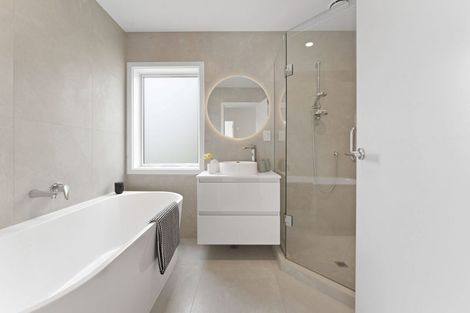 Photo of property in 4c Towra Place, Botany Downs, Auckland, 2010