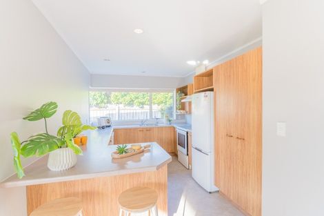 Photo of property in 13 Sunburst Court, Paraparaumu Beach, Paraparaumu, 5032