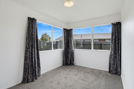 Photo of property in 42 Acacia Street, Kelvin Grove, Palmerston North, 4414