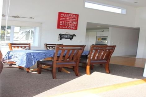 Photo of property in 64 Beach Haven Road, Beach Haven, Auckland, 0626