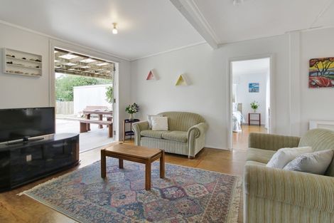 Photo of property in 163 Kahukura Avenue, Waitarere Beach, Levin, 5510