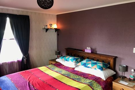 Photo of property in 35 Friedlanders Road, Manurewa, Auckland, 2102