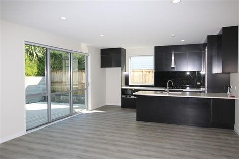 Photo of property in 25 Caldera Drive, Long Bay, Auckland, 0630