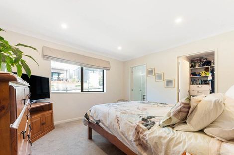 Photo of property in 118 Mcquoids Road, Flat Bush, Auckland, 2019