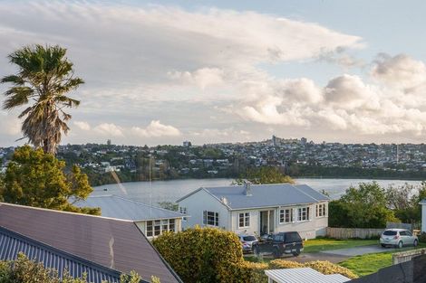 Photo of property in 1/47 Rautara Street, Orakei, Auckland, 1071