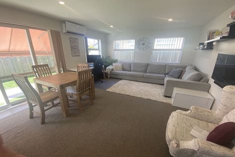 Photo of property in 8 Fay Close, Wiri, Auckland, 2104