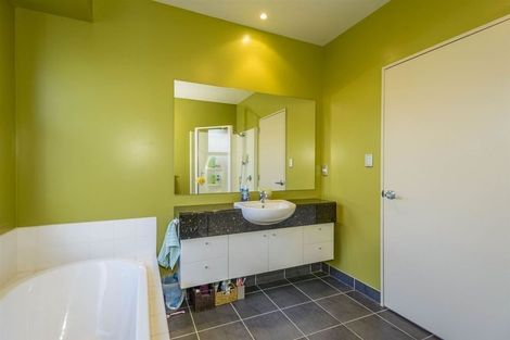 Photo of property in 15 Foresters Crescent, Parklands, Christchurch, 8083