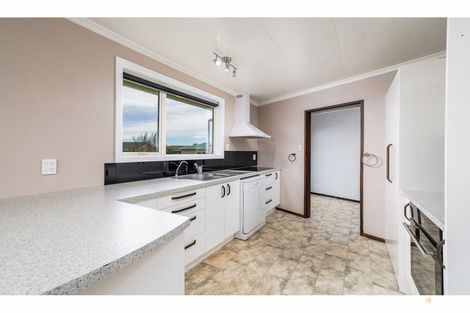 Photo of property in 197 Queen Street, Waimate, 7924