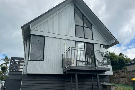 Photo of property in 37b Wade River Road, Stanmore Bay, Whangaparaoa, 0932