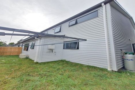 Photo of property in 425d Great South Road, Opaheke, Papakura, 2113