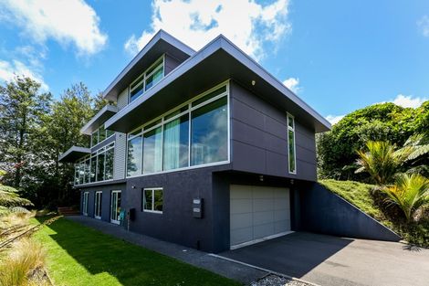 Photo of property in 6b Highfield Place, Highlands Park, New Plymouth, 4312