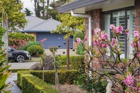 Photo of property in 2 Jeannie Way, Waikanae Beach, Waikanae, 5036