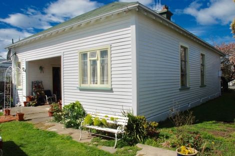 Photo of property in 30 Rhodes Street, Waimate, 7924