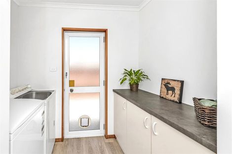 Photo of property in 10 Beauford Place, Parklands, Christchurch, 8083