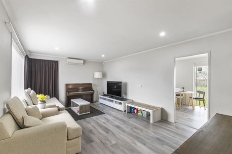 Photo of property in 94 Sycamore Drive, Sunnynook, Auckland, 0620