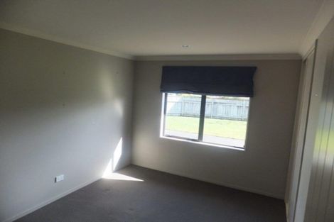 Photo of property in 83 Saint James Drive, Huntington, Hamilton, 3210