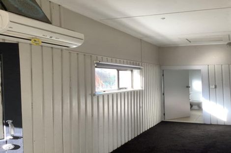 Photo of property in 13 Manning Place, Woolston, Christchurch, 8023