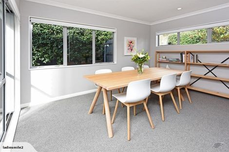 Photo of property in 69a Barrack Road, Mount Wellington, Auckland, 1060