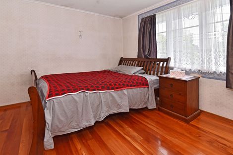 Photo of property in 16 Claymore Street, Manurewa, Auckland, 2102