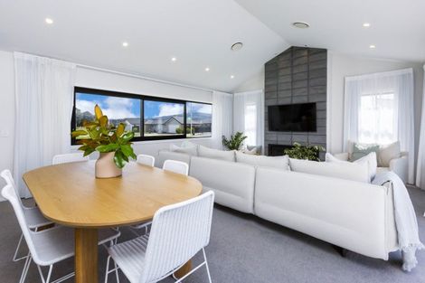 Photo of property in 20 Salisbury Crescent, Wallaceville, Upper Hutt, 5018