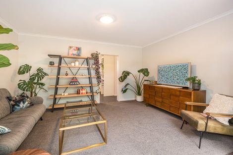 Photo of property in 2/78 Holly Road, St Albans, Christchurch, 8014