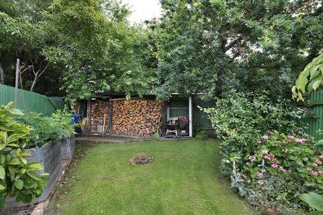 Photo of property in 89 Bridge Street, Bulls, 4818