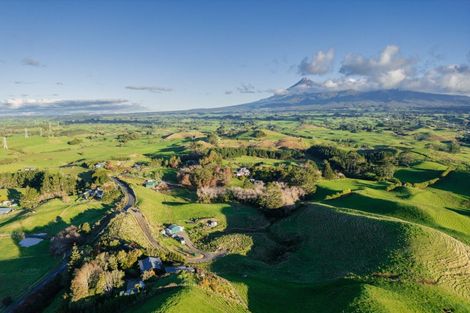 Photo of property in 456 Barrett Road, Omata, New Plymouth, 4374