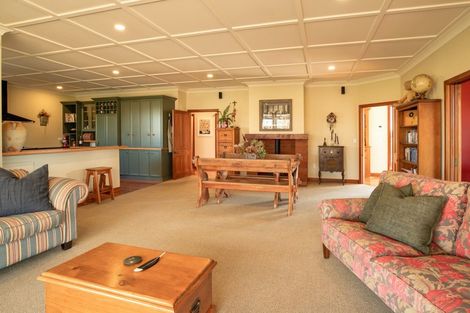 Photo of property in 116 Saint Andrews Road, Havelock North, 4130