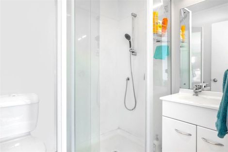 Photo of property in 72b Seabrook Avenue, New Lynn, Auckland, 0600