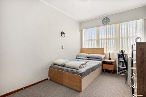 Photo of property in 2/243a St George Street, Papatoetoe, Auckland, 2025