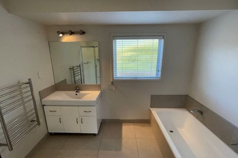 Photo of property in 34 Bernard Street, Chedworth, Hamilton, 3210