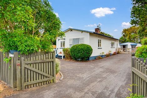 Photo of property in 6 Hull Road, Waiuku, 2123